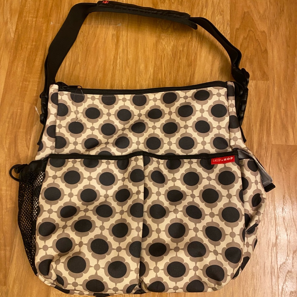 Skip Hop Black and Cream Dot Bag
